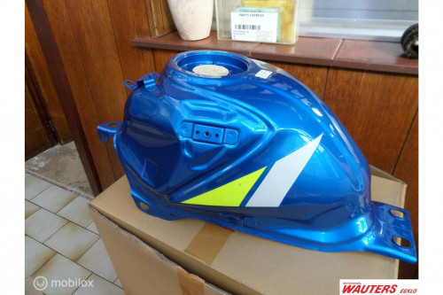 Benzinetank   SUZUKI gsxr-125