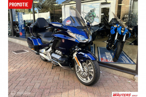 Honda GL 1800 GoldWing Touring Deluxe DCT